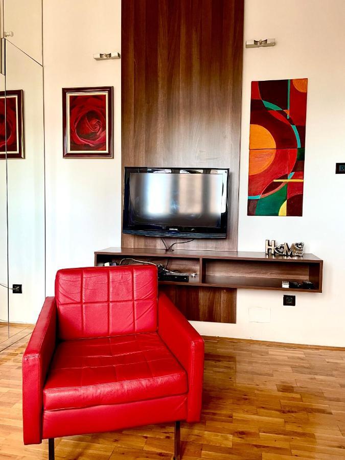 Triangle City Apartment 1 Belgrado Exterior foto